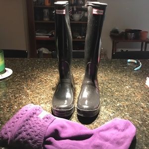 Hunter Black Gloss Rain Boots & Socks