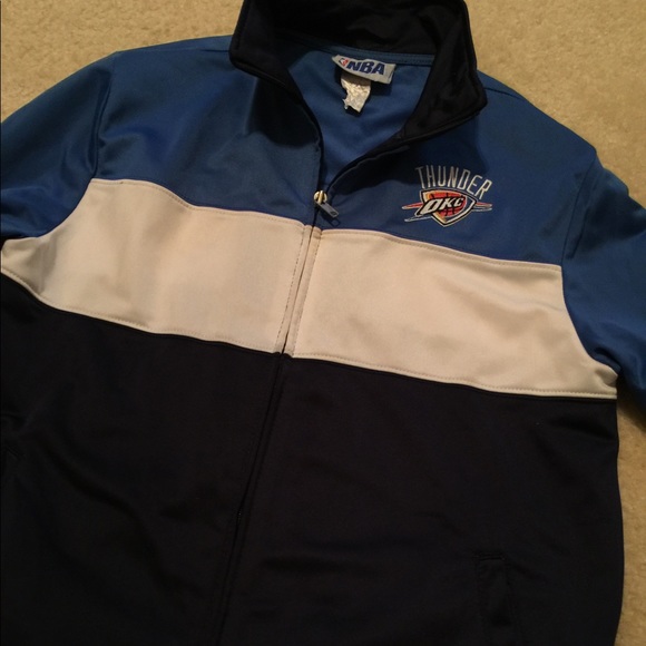 NBA kids thunder OKC  jacket size large - Picture 1 of 2