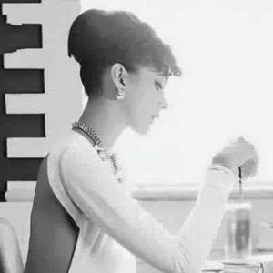 Meet your Posher, Marce