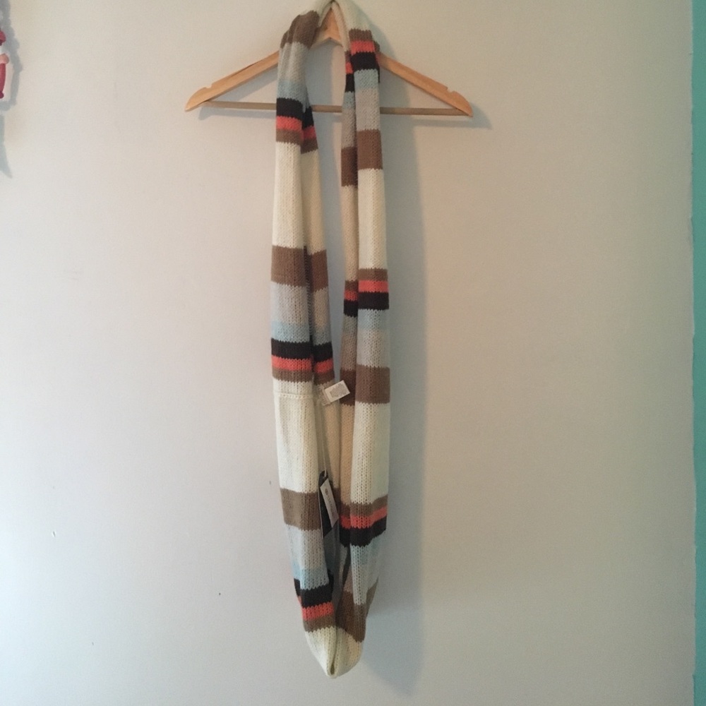 Circle scarf