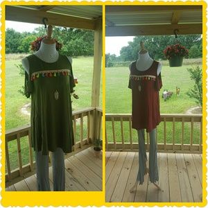 New both size large one in each color avalible.