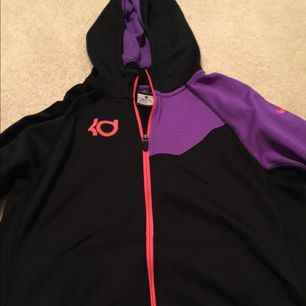 KD kids jacket size XL