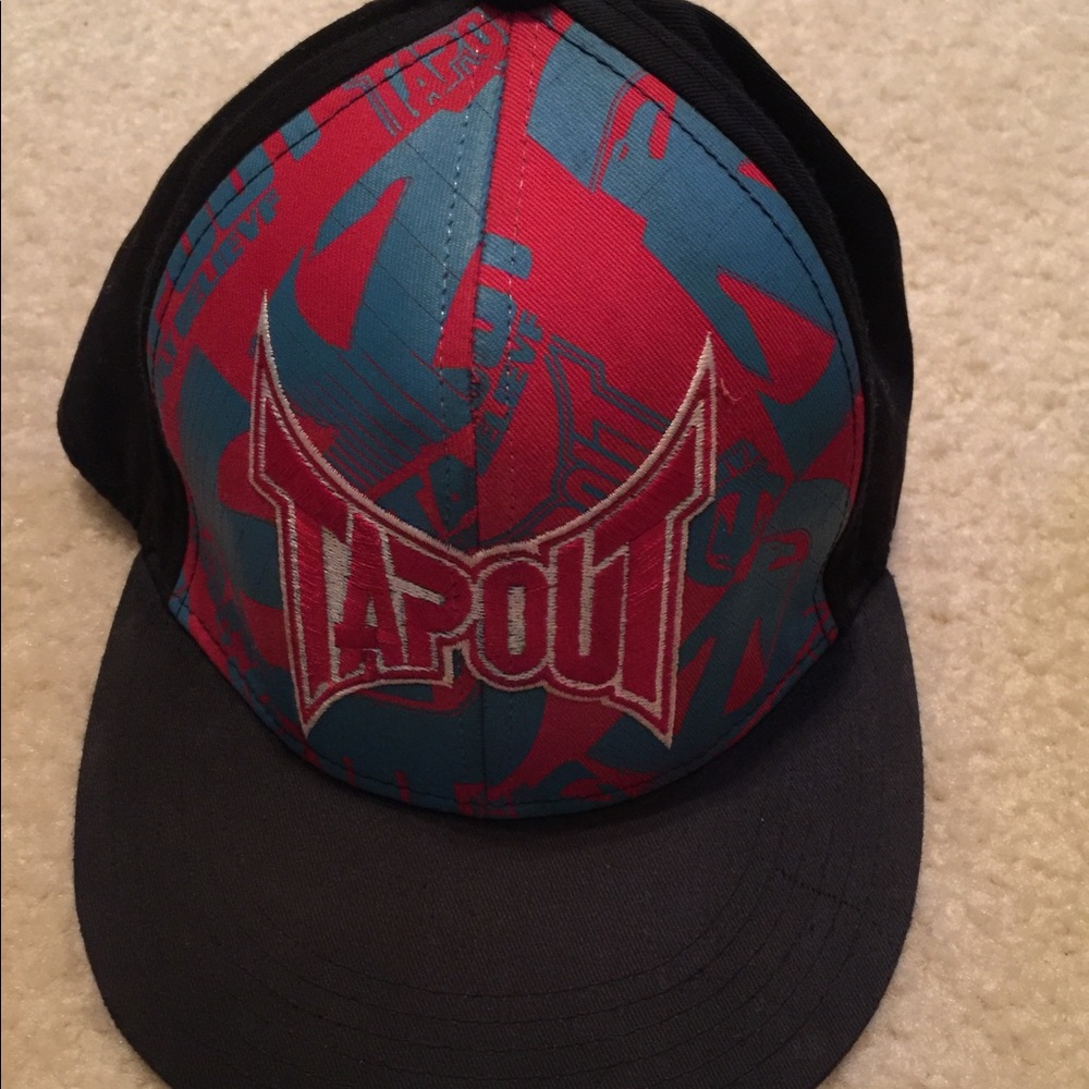 Tap out hat adjustable