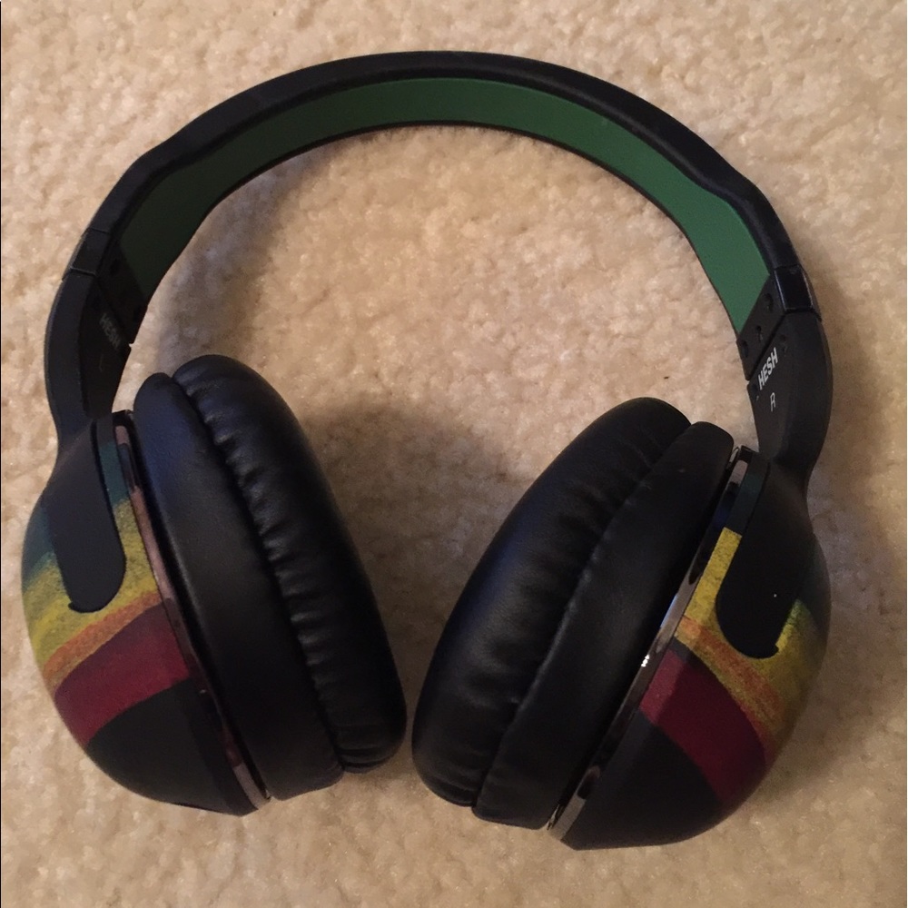 Skullcandy headphones