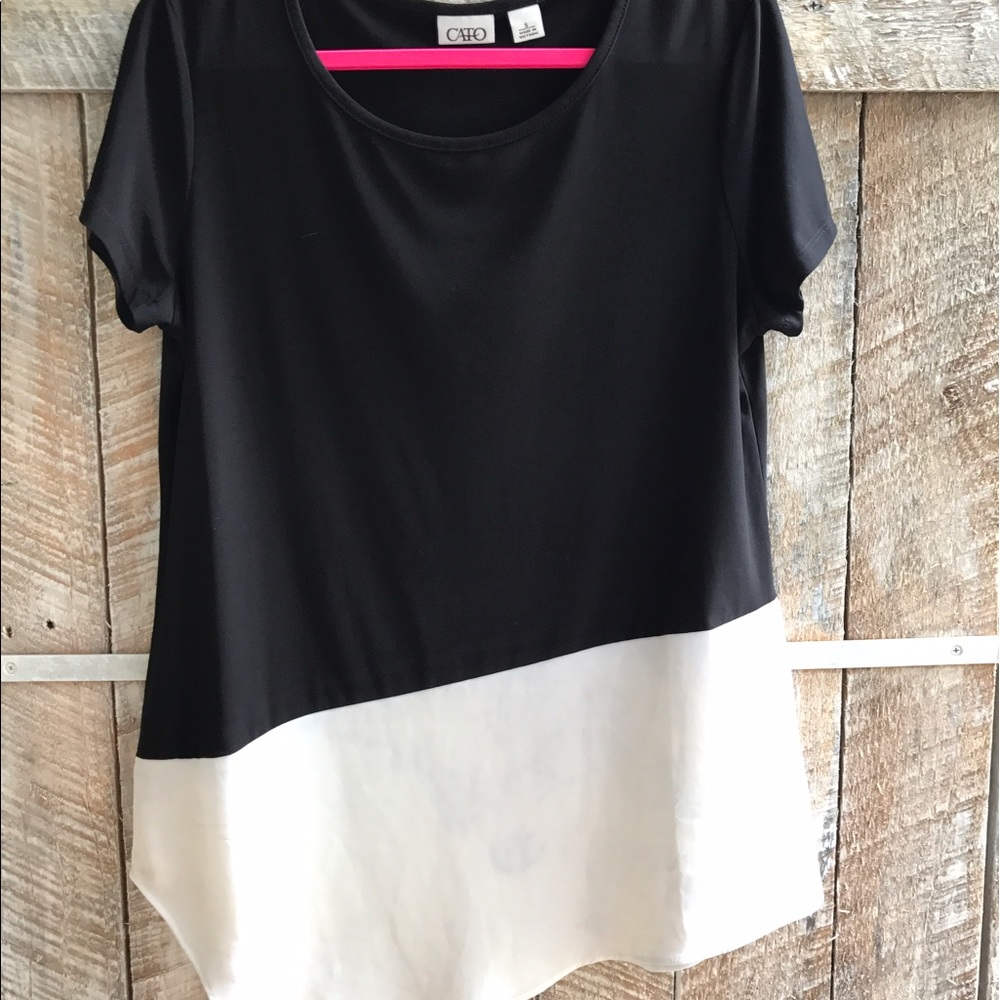 ▪️Two Tone •Black/white Top• ▫️Lightly Used•