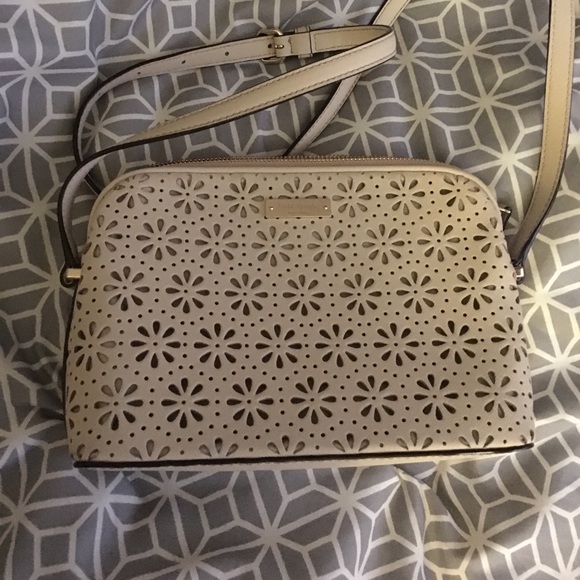 kate spade Handbags - Kate spade crossbody bag