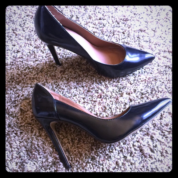 Steve Madden heels - Picture 2 of 4