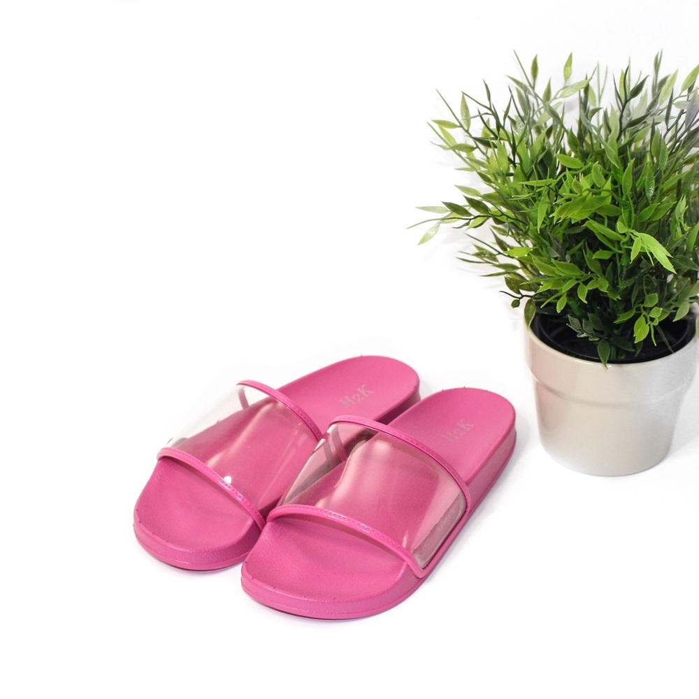 | new | Kara clear slides - Picture 1 of 2