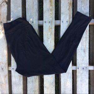LuLaRoe Tall & Curvy Black Leggings
