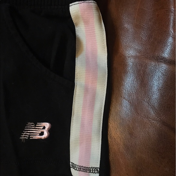 🍄New Balance shorts🍄 - Picture 2 of 3