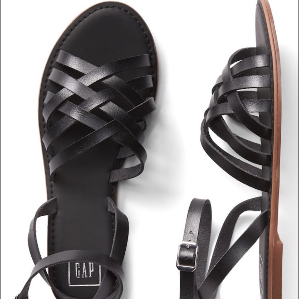 GAP Leather Sandal - Picture 2 of 3