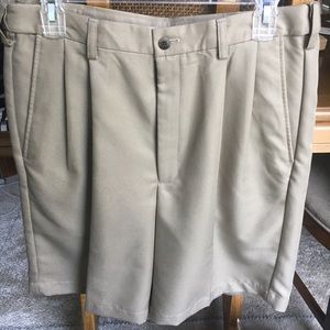 Haggar Golf Shorts (Pleated)