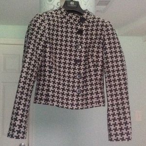 Woman's Houndstooth asymmetrical blazer, size 6