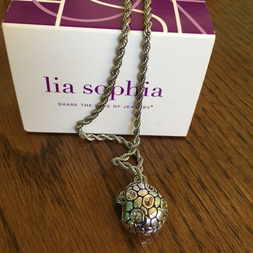 💜Lia Sophia Necklace