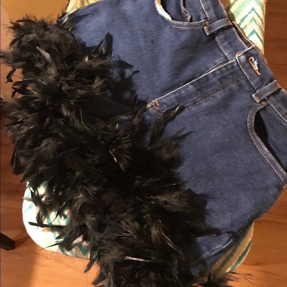 Feathered shorts