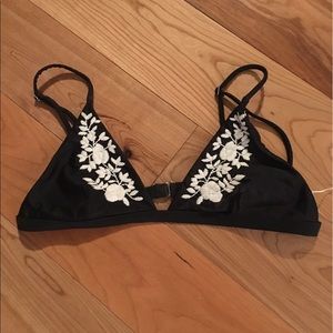 Amuse Society Bikini top