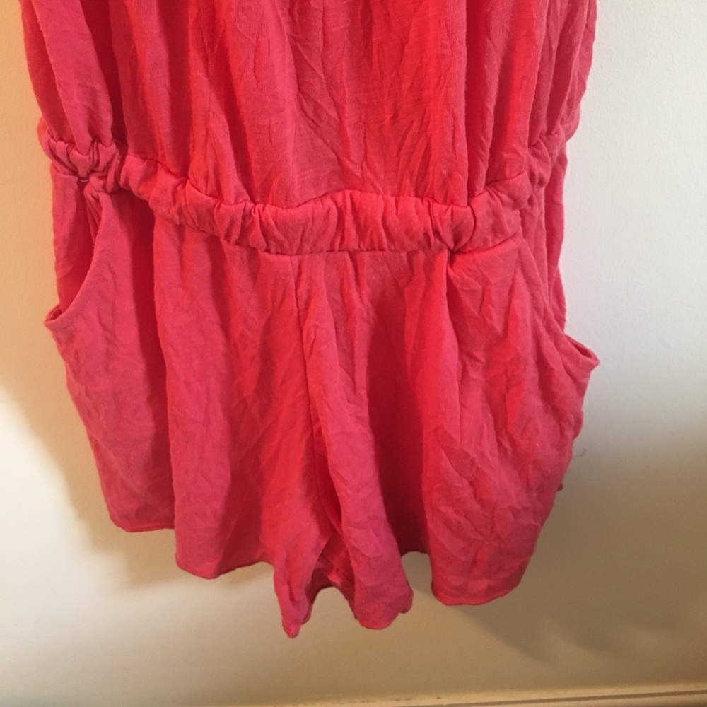 Romper with Pockets - Picture 2 of 4