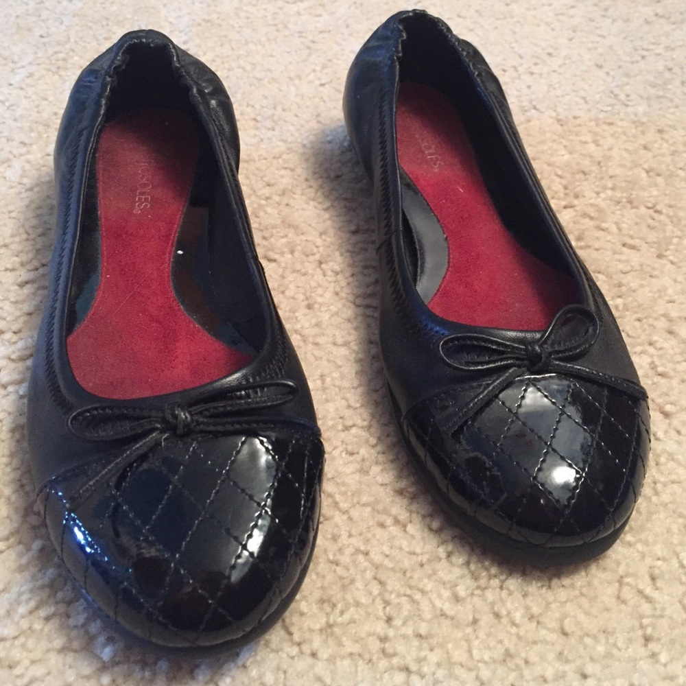 Aerosoles black flats