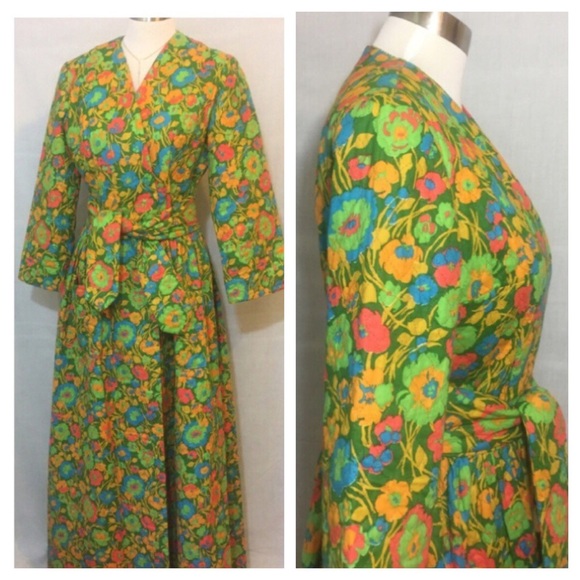 Vintage Other - Vintage Quilted Floral Print Robe S/M