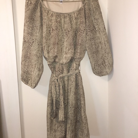 Dresses & Skirts - Animal Print Dress