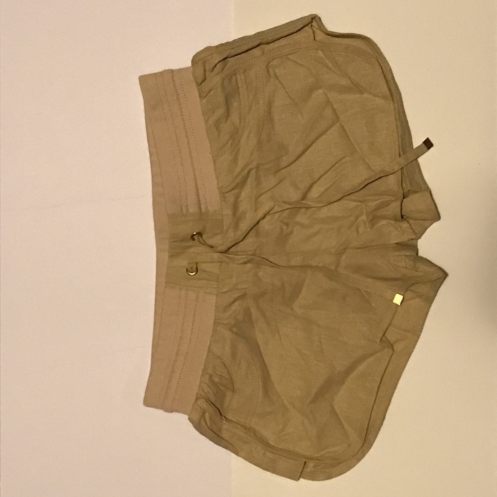 Beige shorts