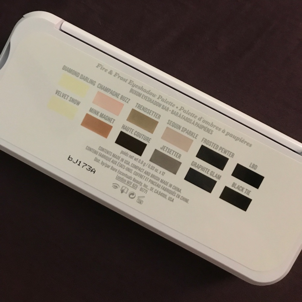BUXOM Limited Edition Refillable Palette - Picture 8 of 9