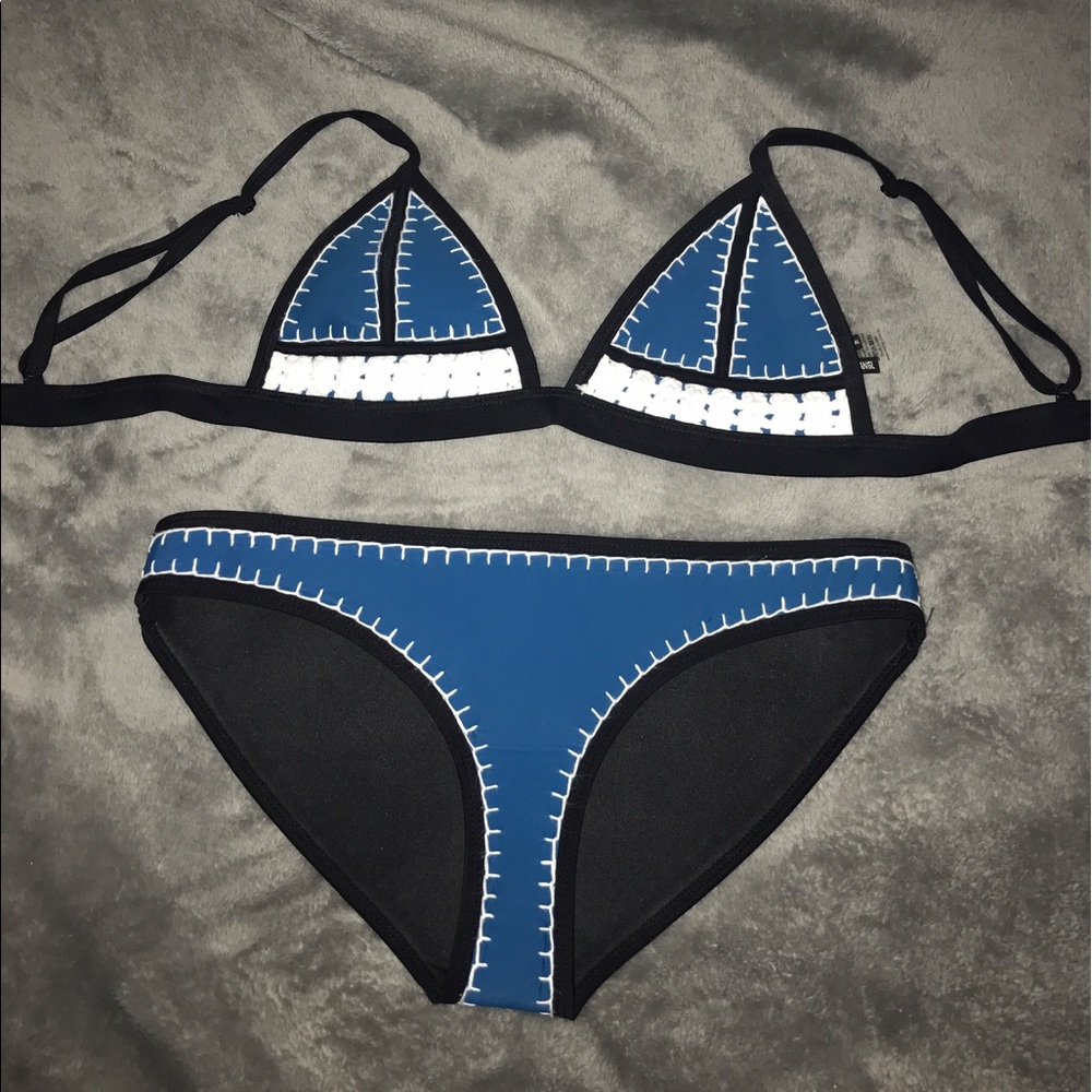 Navy Blue Triangl Bikini💙