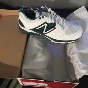 NIB NEW BALANCE TURFS SZ12