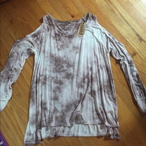 NWT American Eagle off the shoulder long sleeve