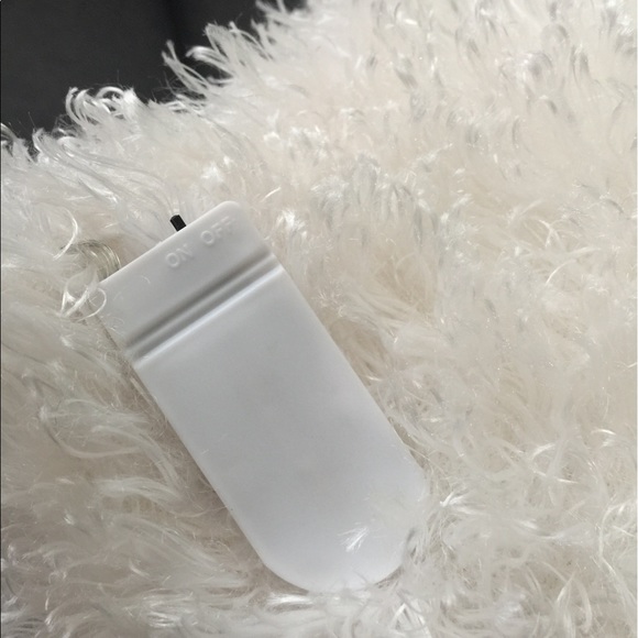 Led light up pillow - Picture 3 of 3