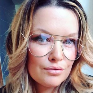 Meet your Posher, Alana