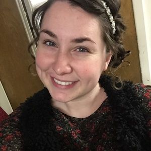 Meet your Posher, Alicia