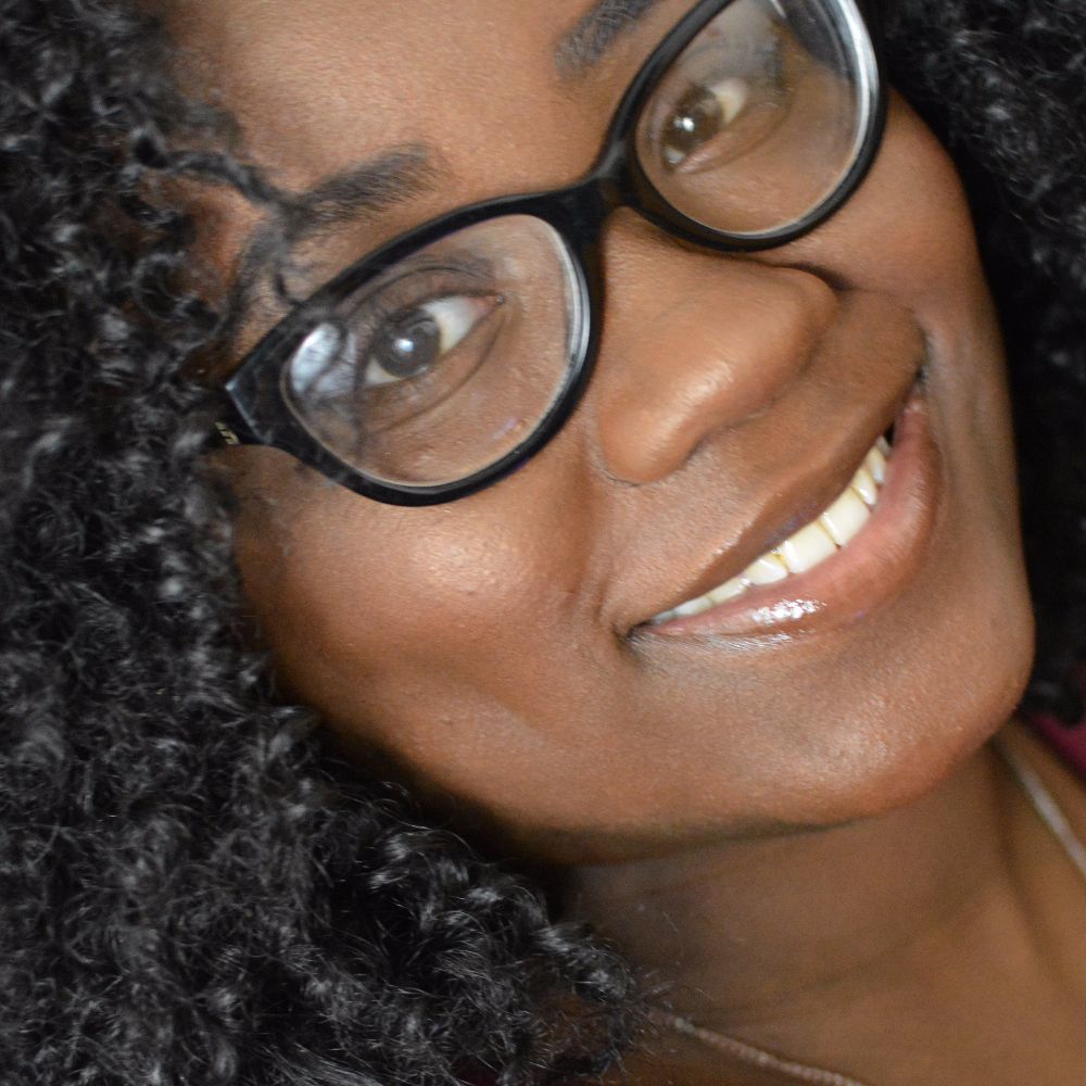 Meet your Posher, Taneya