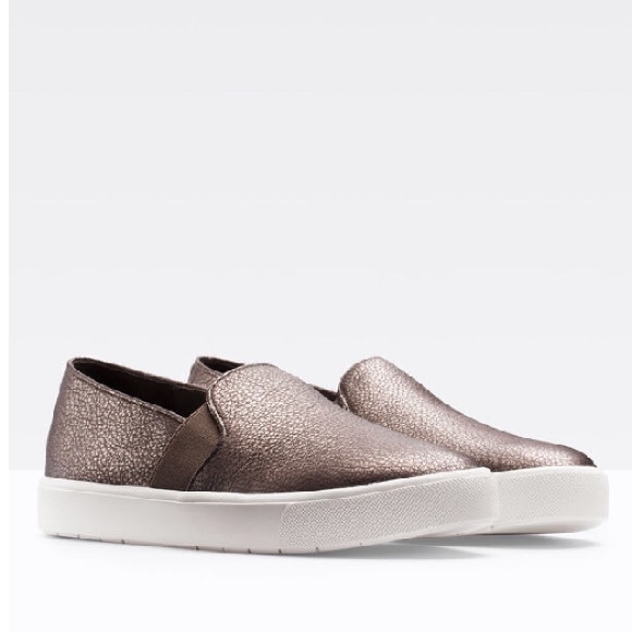 Vince Shoes - 🎉 HP ⬇️ Vince Blair Bronze Metallic Sneakers
