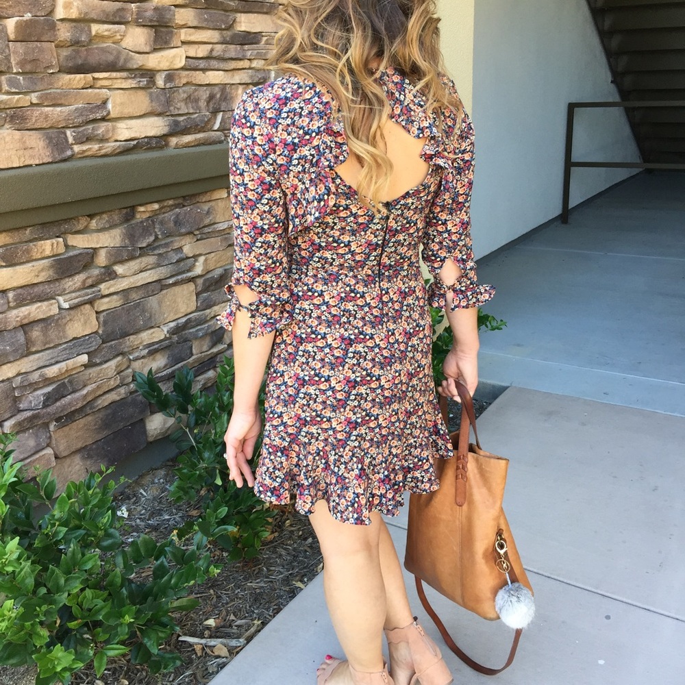 TOPSHOP Peach Ruffle Tea Dress - Picture 2 of 4