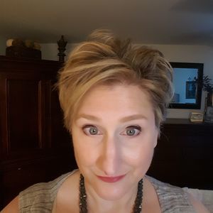 Meet your Posher, Lynn