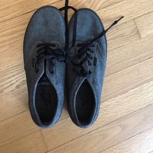 Vans shoes size 9