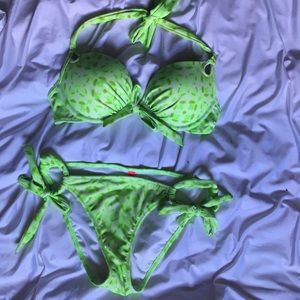 VS push up bikini