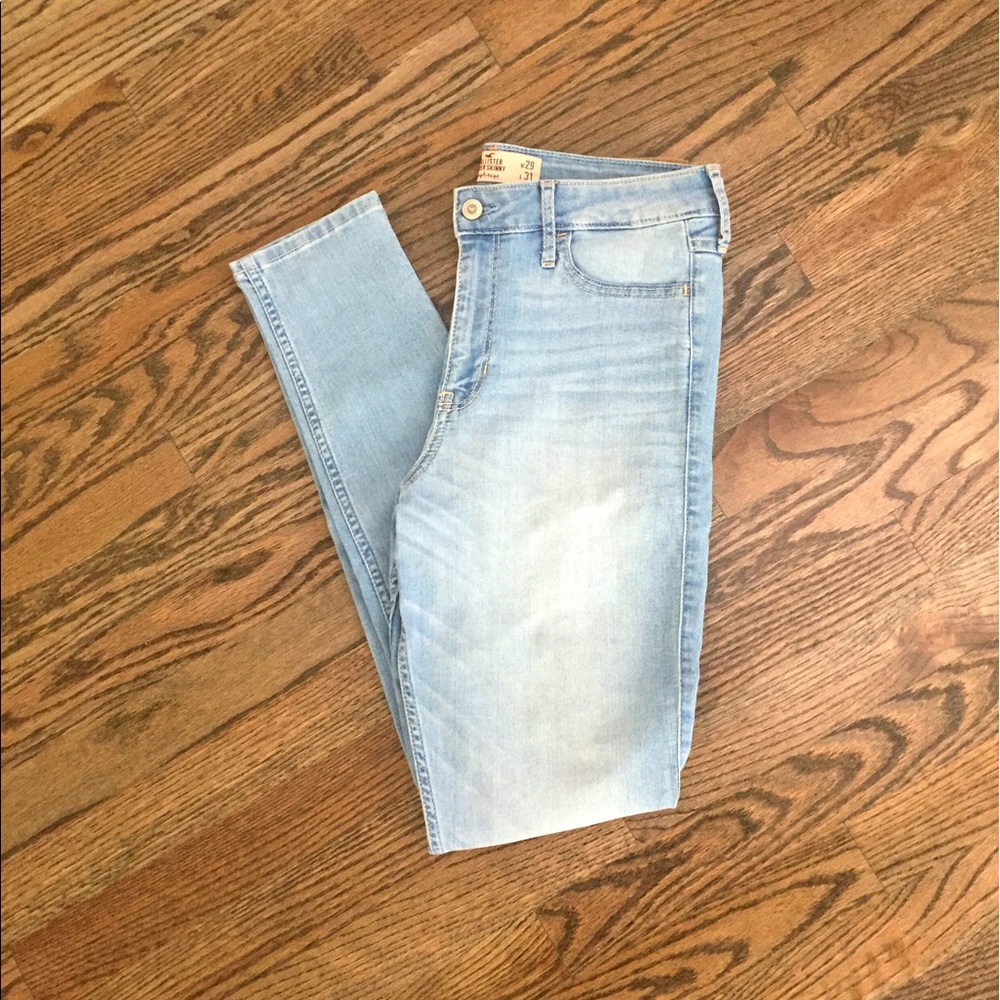 Hollister Jeans