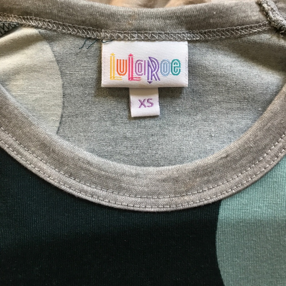 XS LulaRoe Randy - Picture 2 of 3