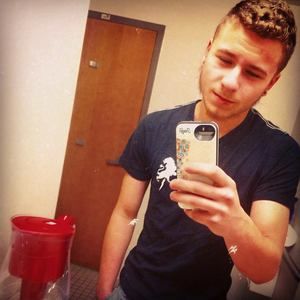 Meet your Posher, Tyler