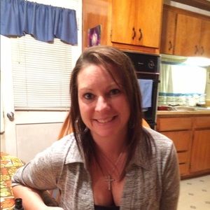 Meet your Posher, Denise