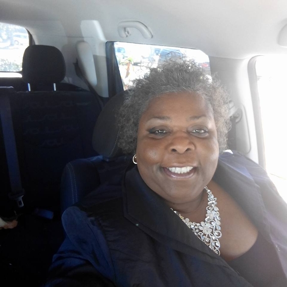 Meet your Posher, Erica - Picture 1 of 1