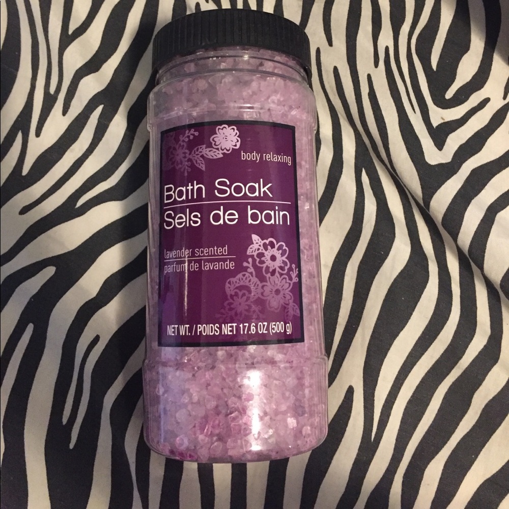 New body relaxing bath soak lavender scented