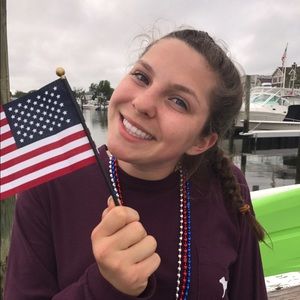 Meet your Posher, Bella