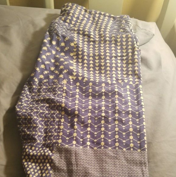 One size Lularoe leggings - Picture 1 of 5