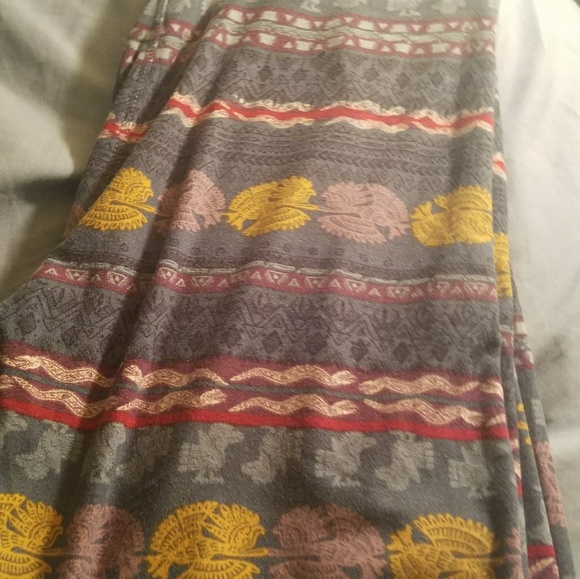 One size Lularoe leggings - Picture 1 of 5