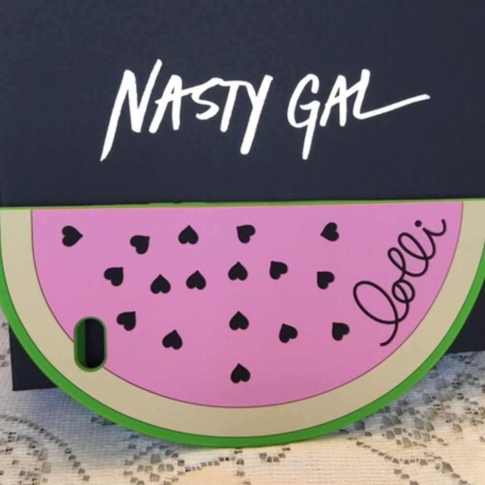 Nasty Gal IPhone 6/6s case!!