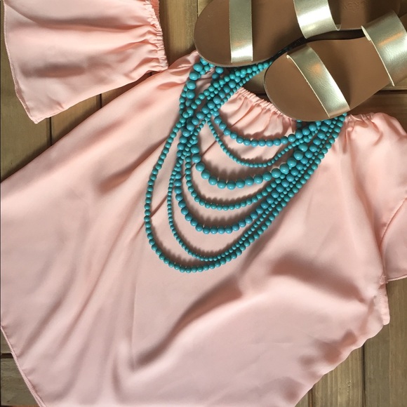 ✨1 Sz S LEFT✨ One Shoulder Blouse - Picture 2 of 6