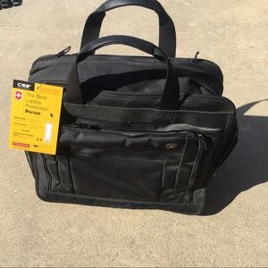 Swiss Army rolling laptop bag